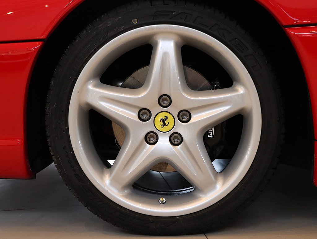 Used 1998 Ferrari F355 Berlinetta image 70