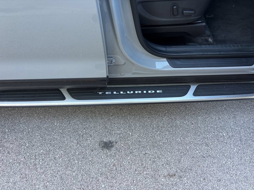 Used 2022 Kia Telluride EX w/ EX Premium Package AWD/4WD image 57