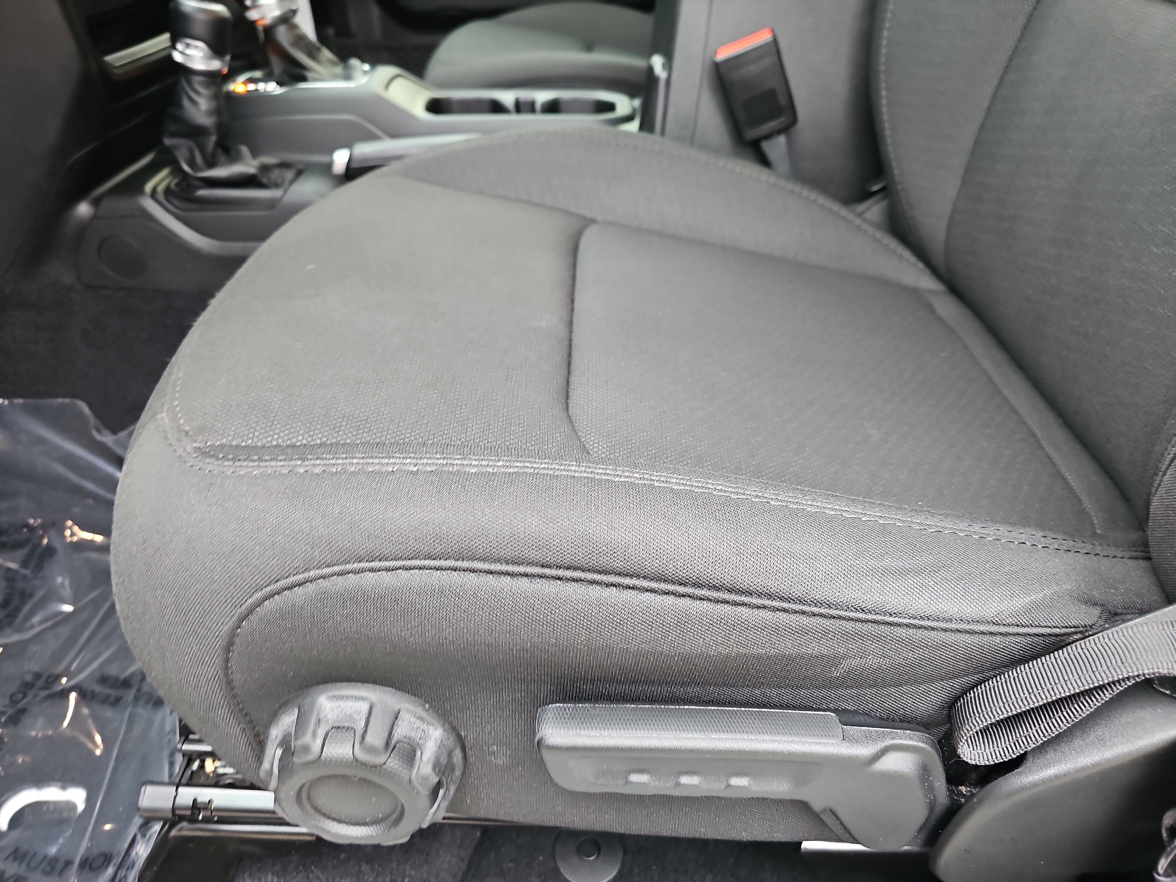 Used 2023 Jeep Wrangler Unlimited Sport AWD/4WD image 28