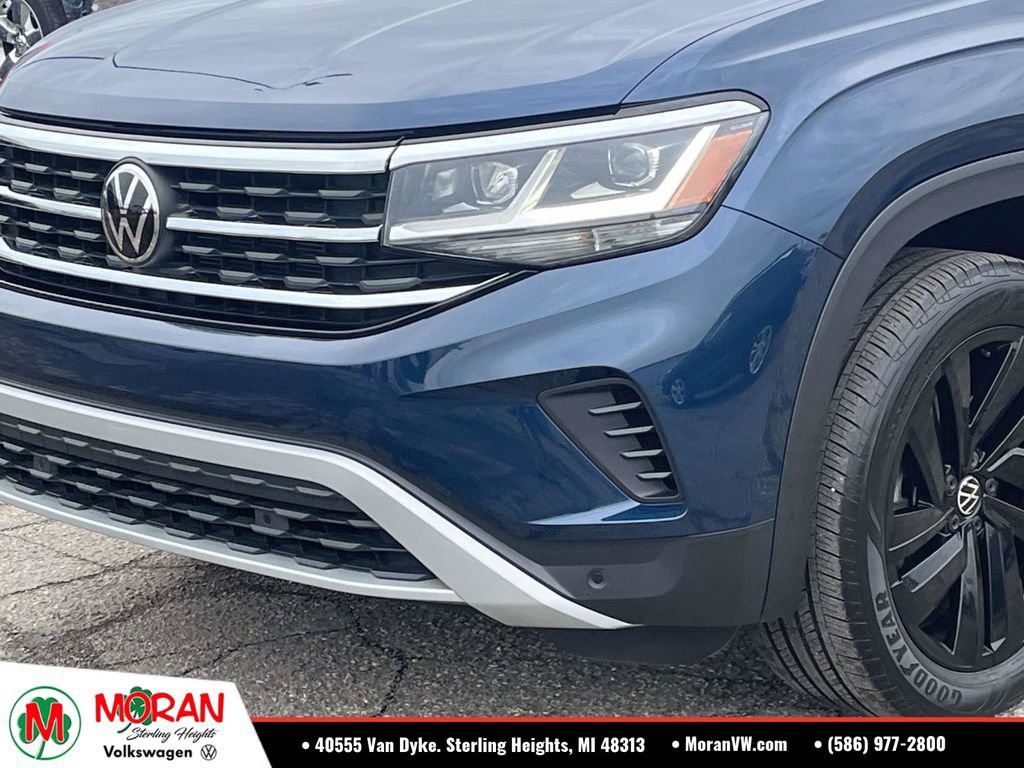 Certified 2023 Volkswagen Atlas Cross Sport SE w/ Black Wheel Package AWD/4WD image 8