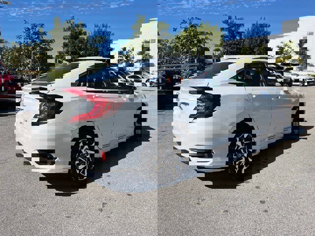 Used 2018 Honda Civic EX image 4