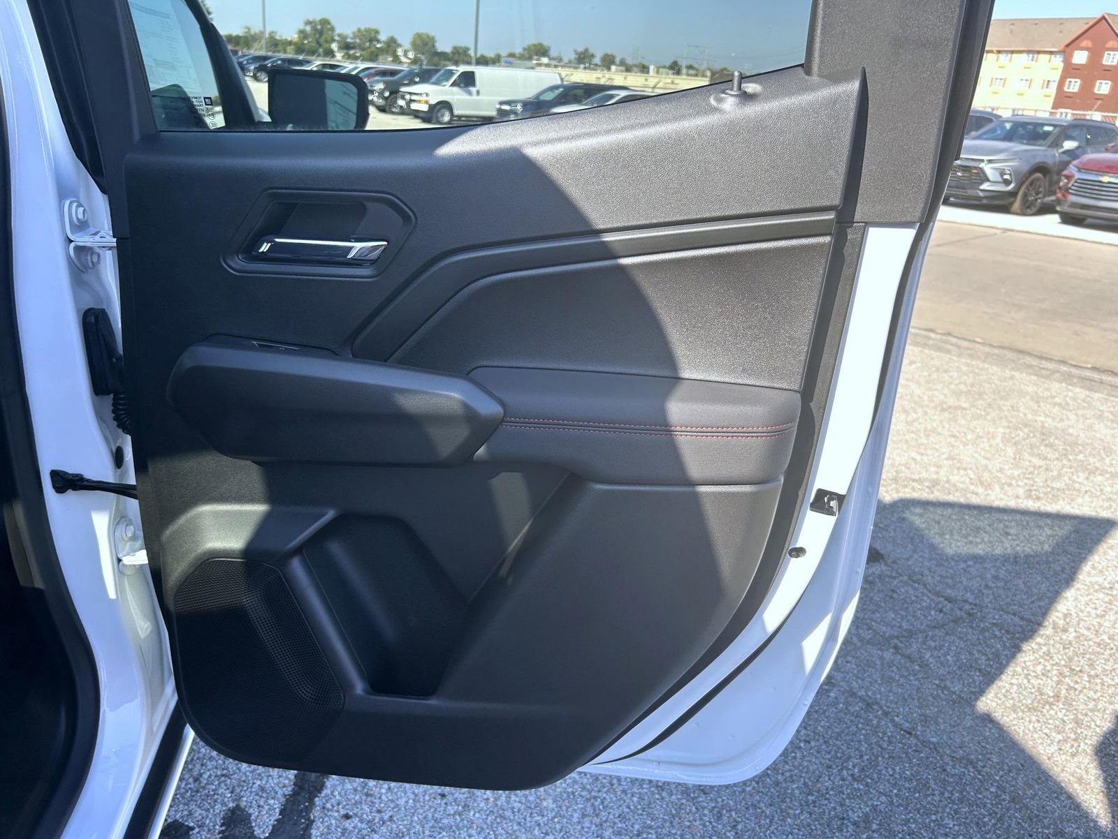 New 2026 Chevrolet Colorado Z71 image 18