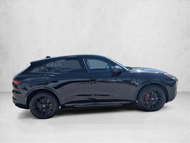 Used 2025 Maserati Grecale Modena AWD/4WD image 4