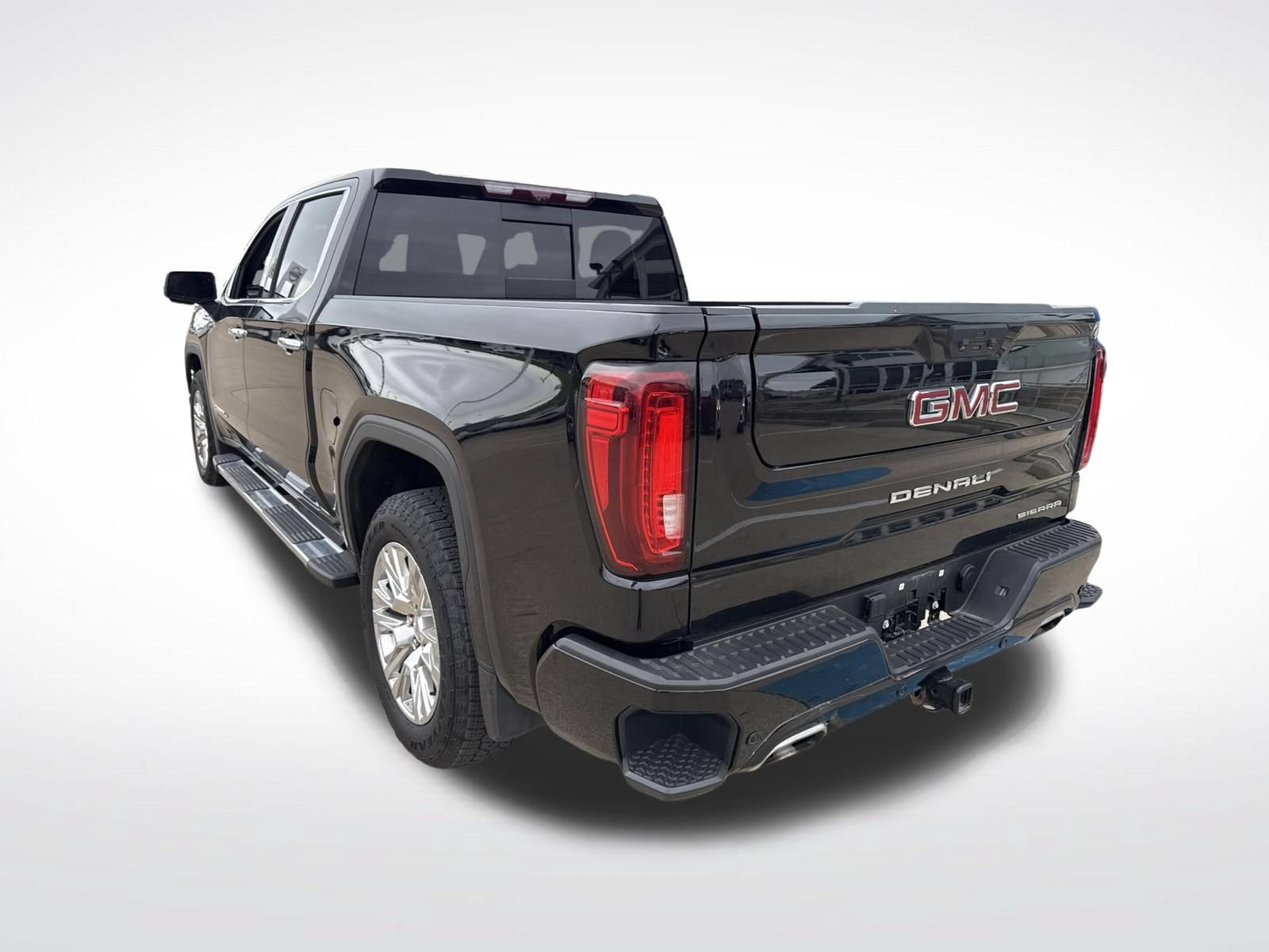 Used 2023 GMC Sierra 1500 Denali w/ Technology Package AWD/4WD image 12