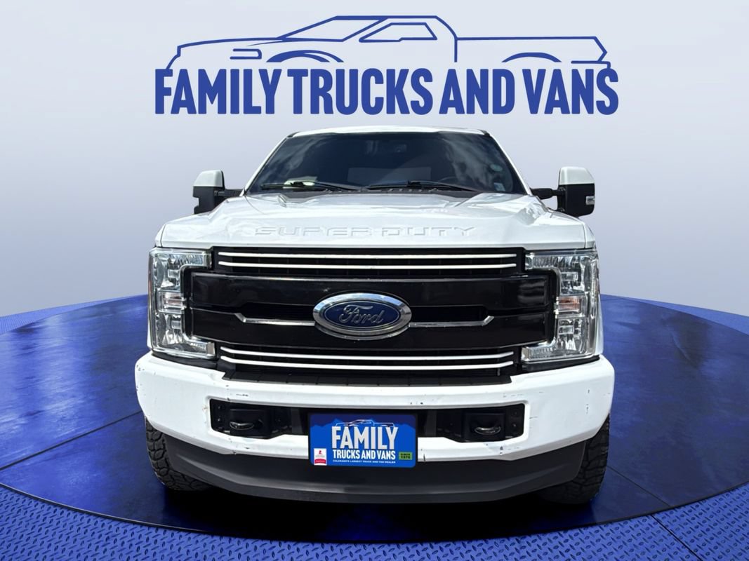 Used 2017 Ford F250 Lariat w/ Lariat Value Package AWD/4WD image 8