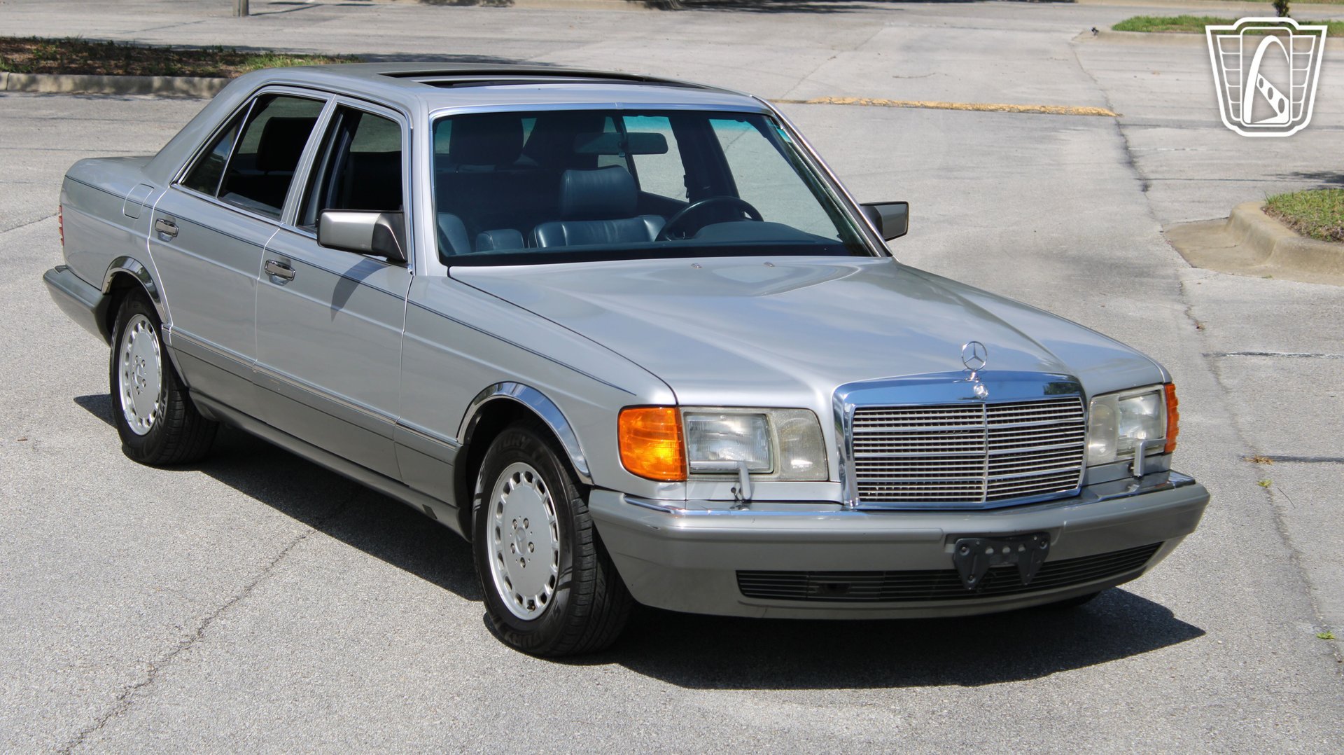 Used 1990 Mercedes-Benz 300 SE image 25