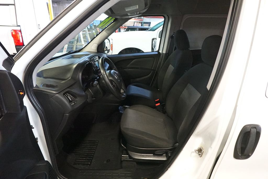 Used 2016 RAM ProMaster City Tradesman SLT w/ Rear Back-up Camera Group image 9