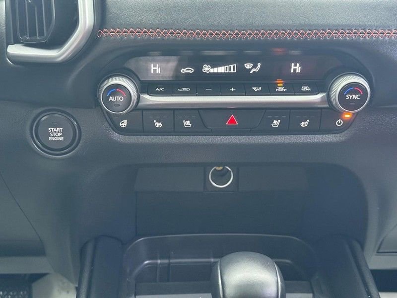 Used 2025 MAZDA CX-50 Meridian Edition w/ Weather Package image 22