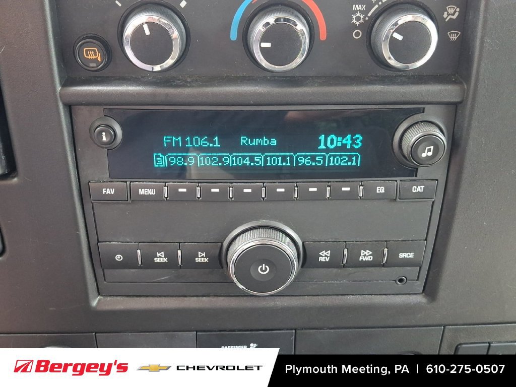 Certified 2024 Chevrolet Express 3500 LT w/ LT Preferred Equipment Group RWD image 18