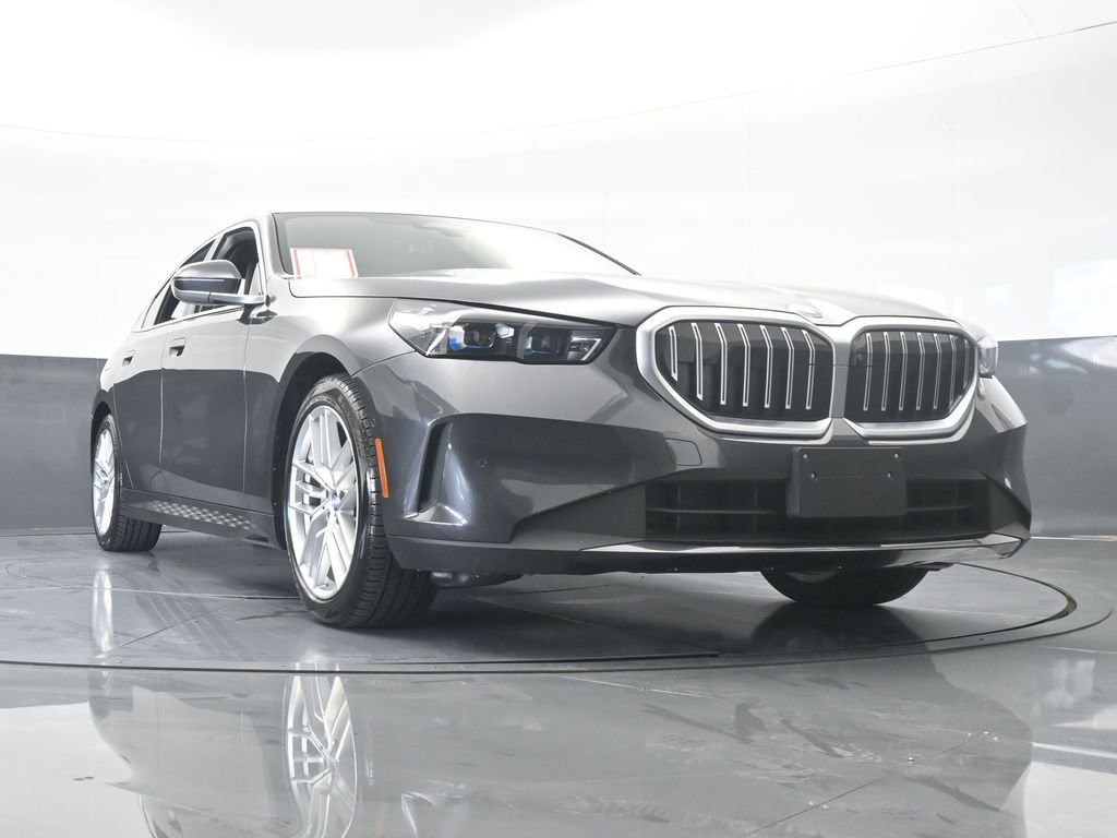 Used 2024 BMW 530i xDrive image 80
