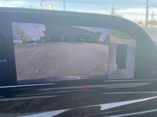 Used 2021 Cadillac Escalade Premium Luxury Platinum image 11