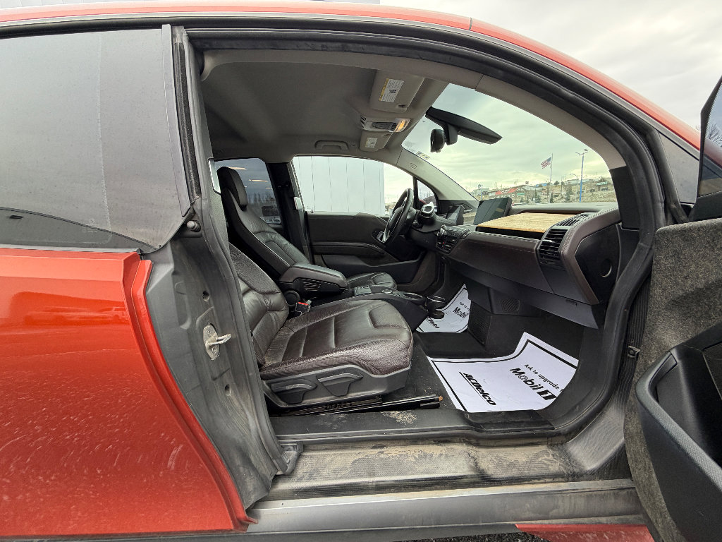 Used 2014 BMW i3 w/ Range Extender image 7