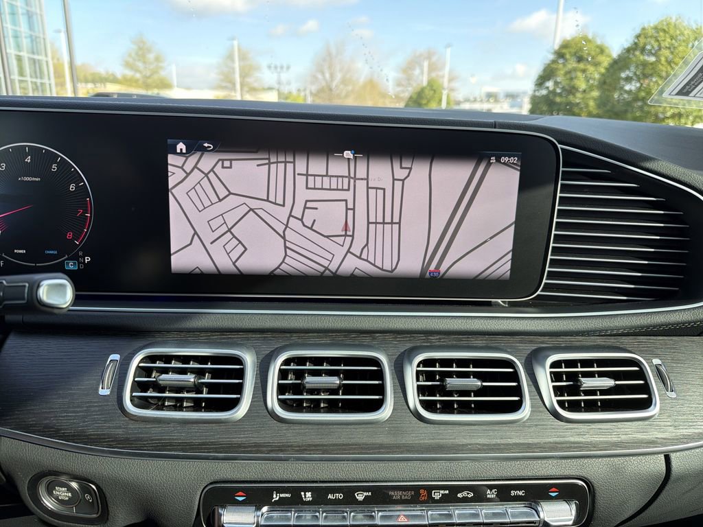 New 2026 Mercedes-Benz GLS 580 4MATIC image 28