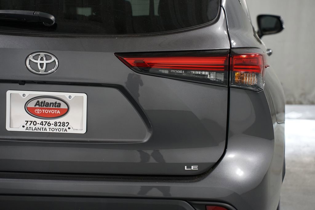 Used 2023 Toyota Highlander LE image 10