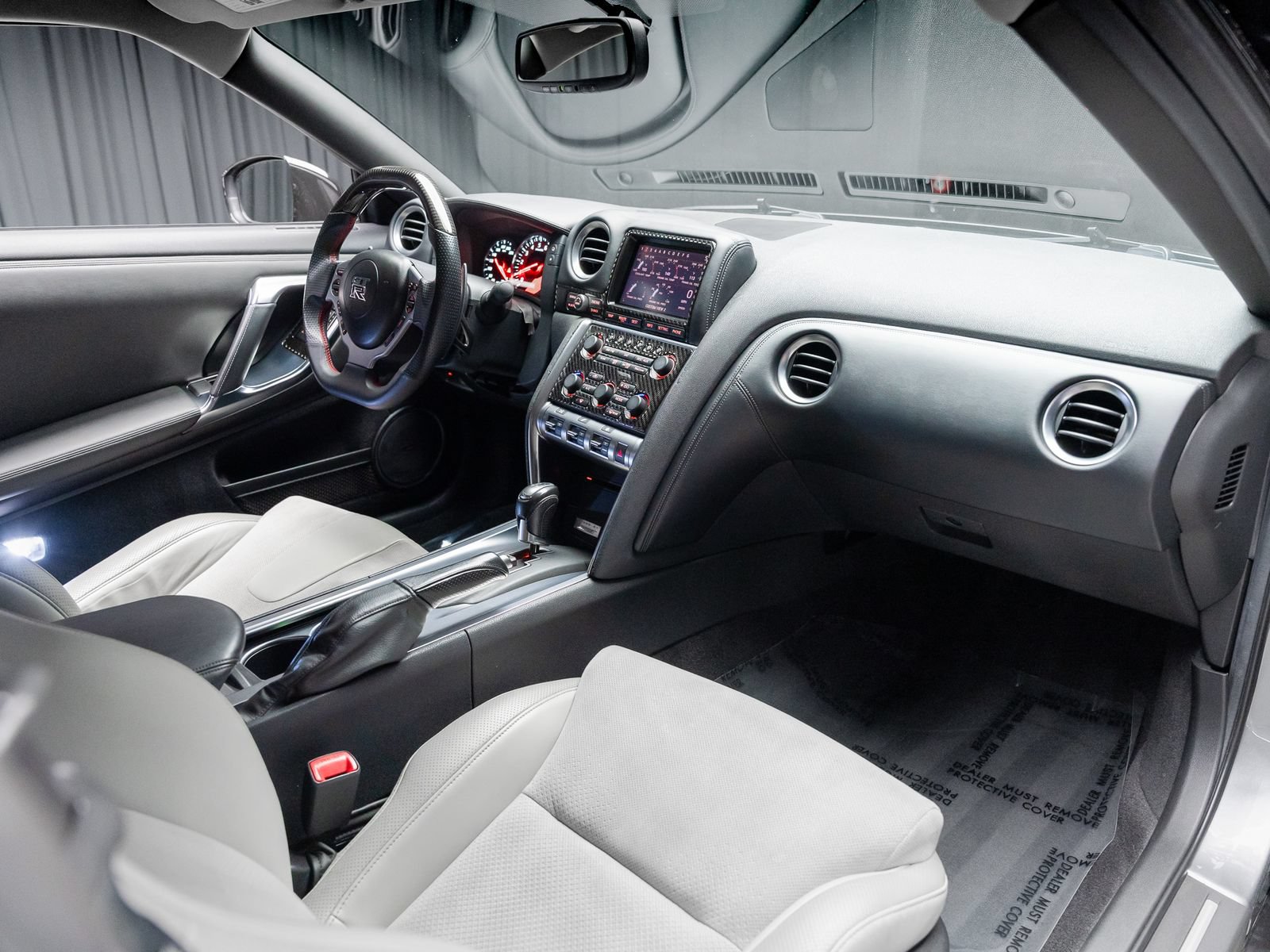 Used 2009 Nissan GT-R Premium AWD/4WD image 64