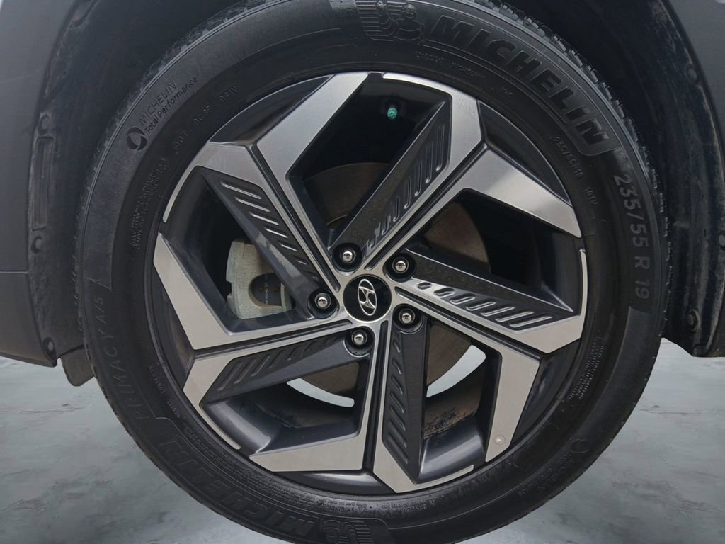 Certified 2022 Hyundai Tucson Limited w/ Cargo Package FWD image 14