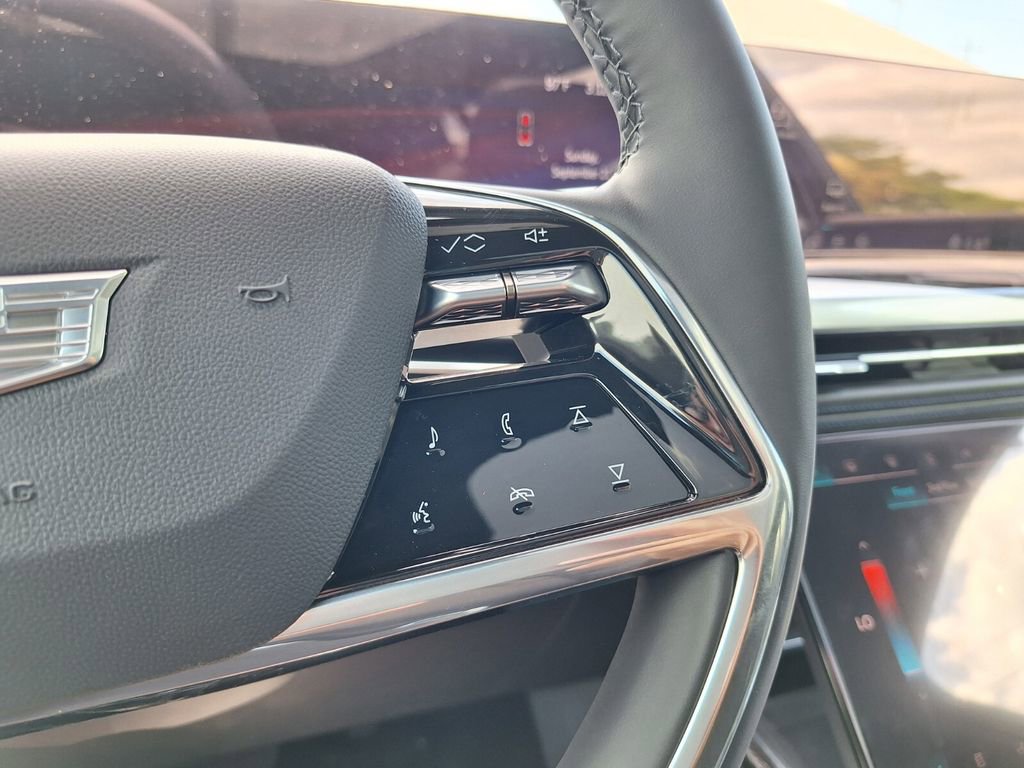 New 2026 Cadillac Escalade IQL Luxury image 18