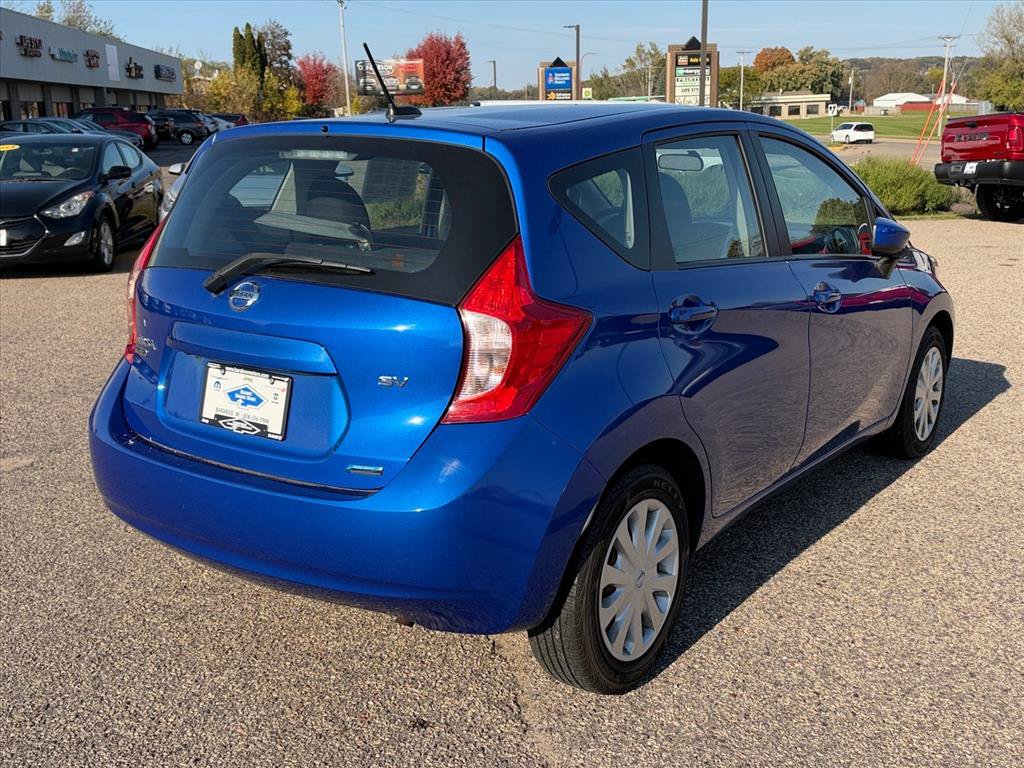 Used 2016 Nissan Versa Note SV FWD image 4