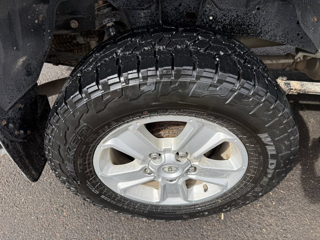 Used 2019 Toyota Tundra SR5 AWD/4WD image 11