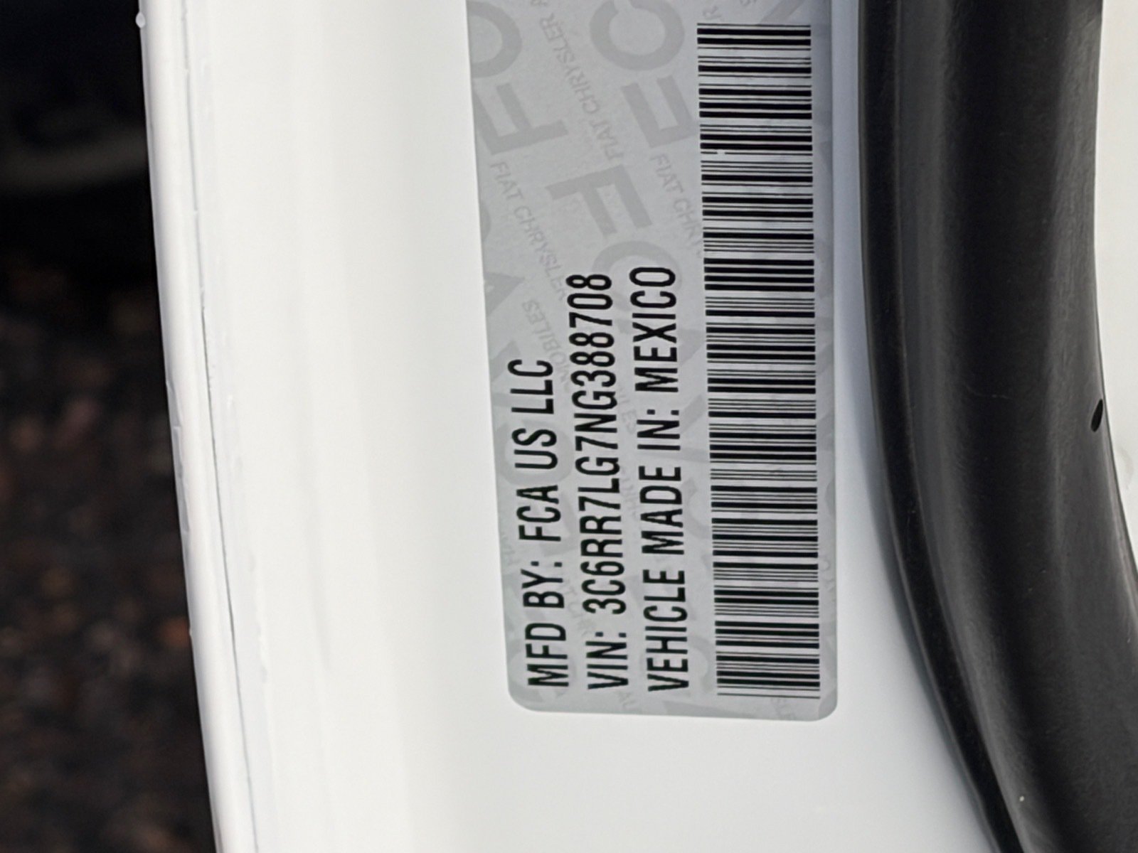 Used 2022 RAM 1500 Classic SLT w/ Electronics Group AWD/4WD image 32