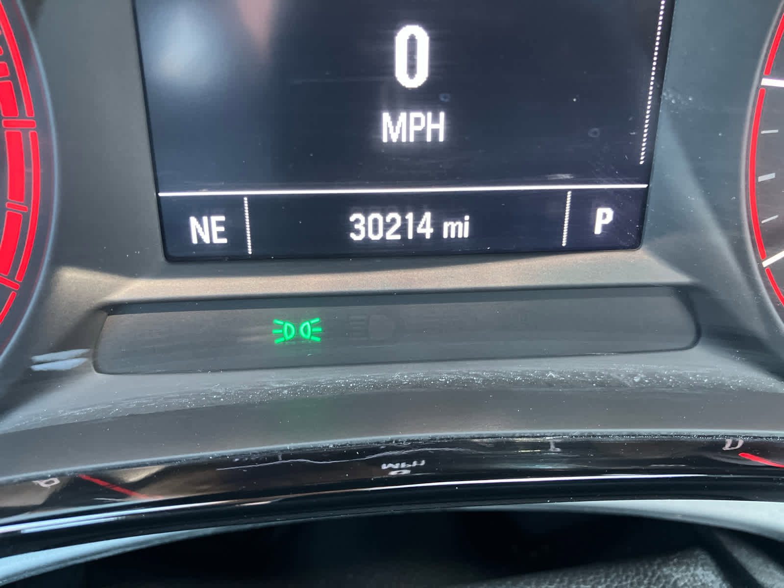 Used 2024 Chevrolet Trax RS w/ Sunroof Package image 16