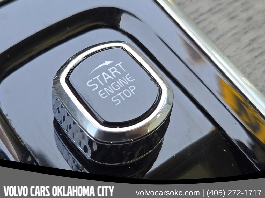 Certified 2023 Volvo XC90 B6 Ultimate w/ Protection Package Premier AWD/4WD image 23