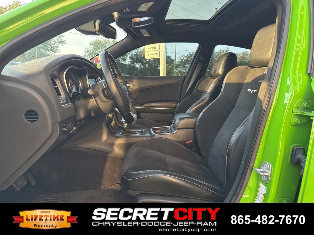 Used 2017 Dodge Charger SRT w/ Harman/Kardon Audio Group image 29