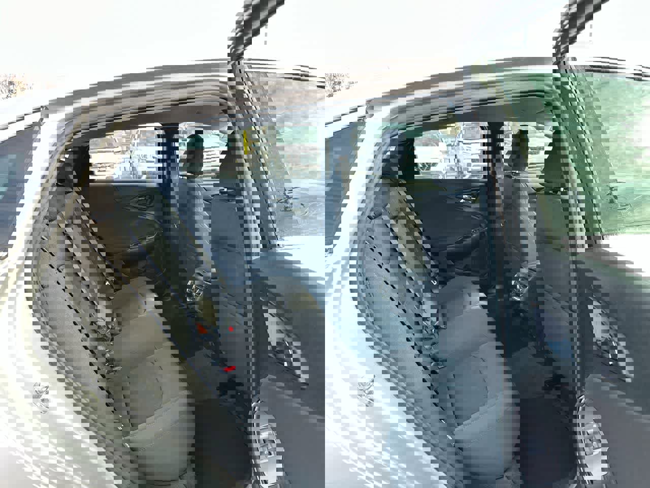 Used 2020 Chevrolet Malibu LT image 25