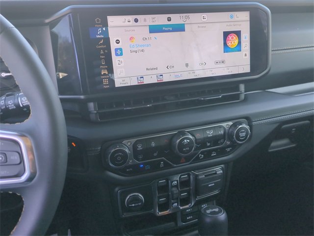 Used 2024 Jeep Wrangler Unlimited Sahara w/ Technology Group image 24