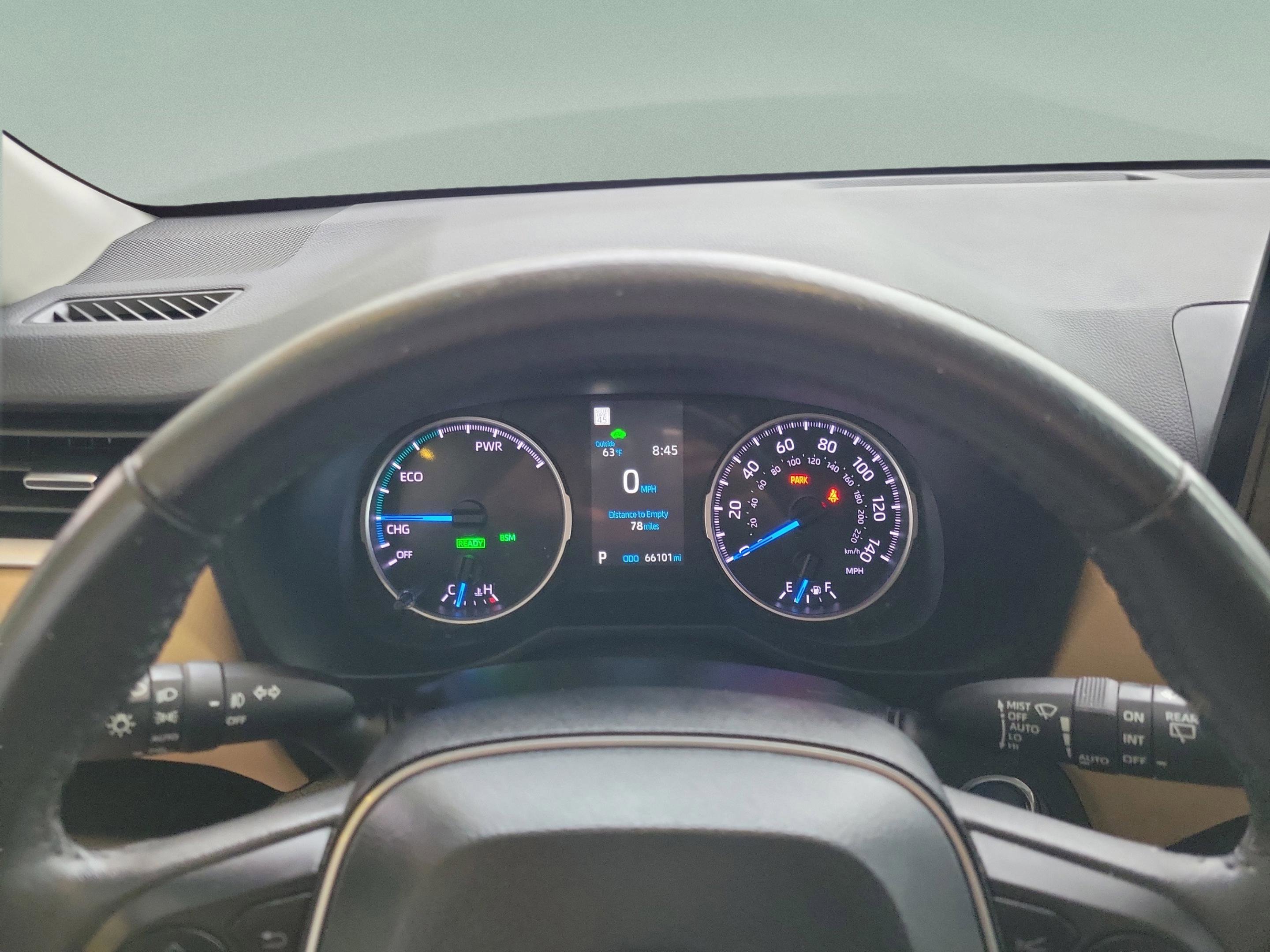 Used 2022 Toyota RAV4 XLE Premium image 15