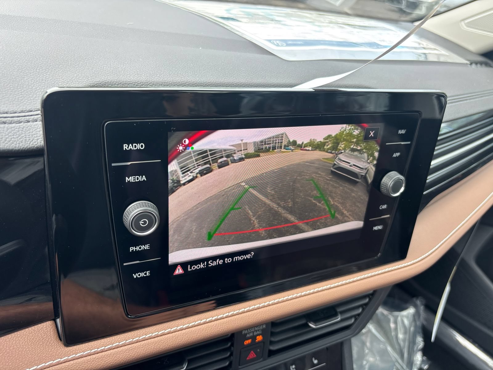 New 2026 Volkswagen Jetta SEL FWD image 15