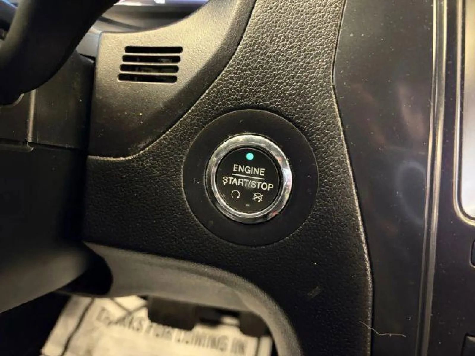 Used 2019 Ford Explorer XLT w/ Equipment Group 202A image 22