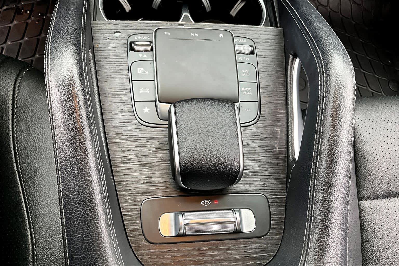 Used 2022 Mercedes-Benz GLS 450 4MATIC image 35