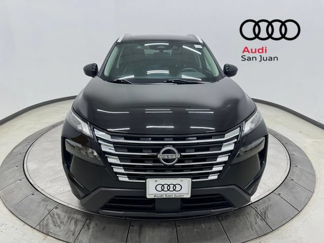 Used 2024 Nissan Rogue SV w/ SV Premium Package FWD image 2