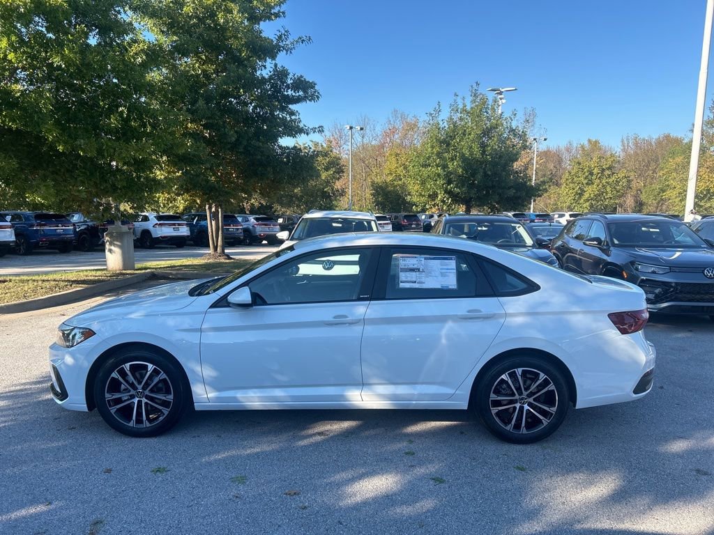 New 2026 Volkswagen Jetta Sport FWD image 4
