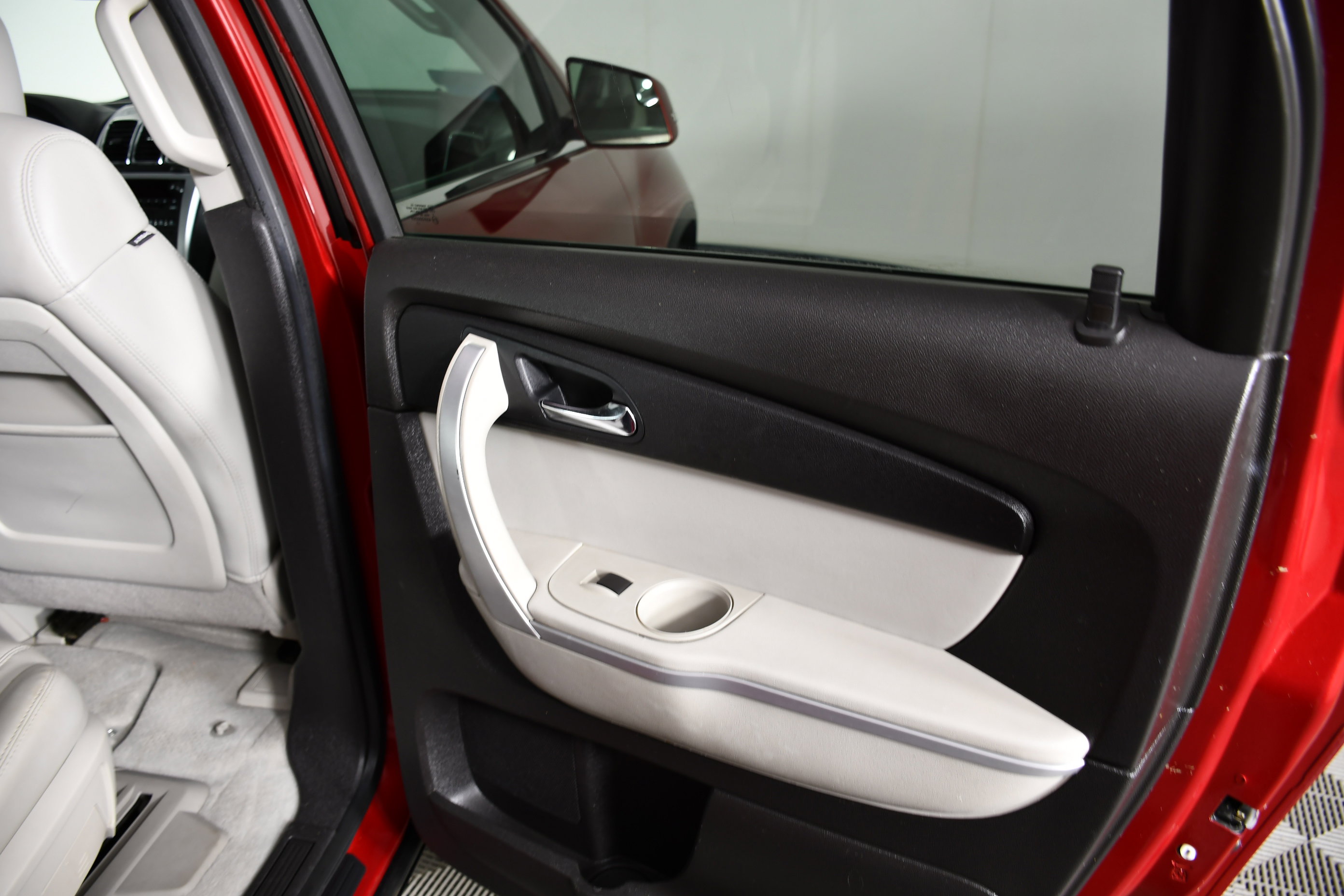Used 2012 GMC Acadia SLT AWD/4WD image 39