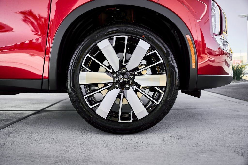 New 2026 Mitsubishi Outlander SE FWD image 11