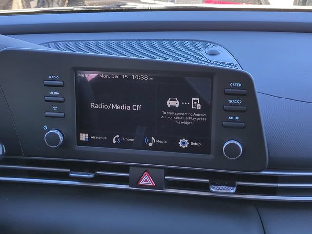 New 2026 Hyundai Elantra SE FWD image 17