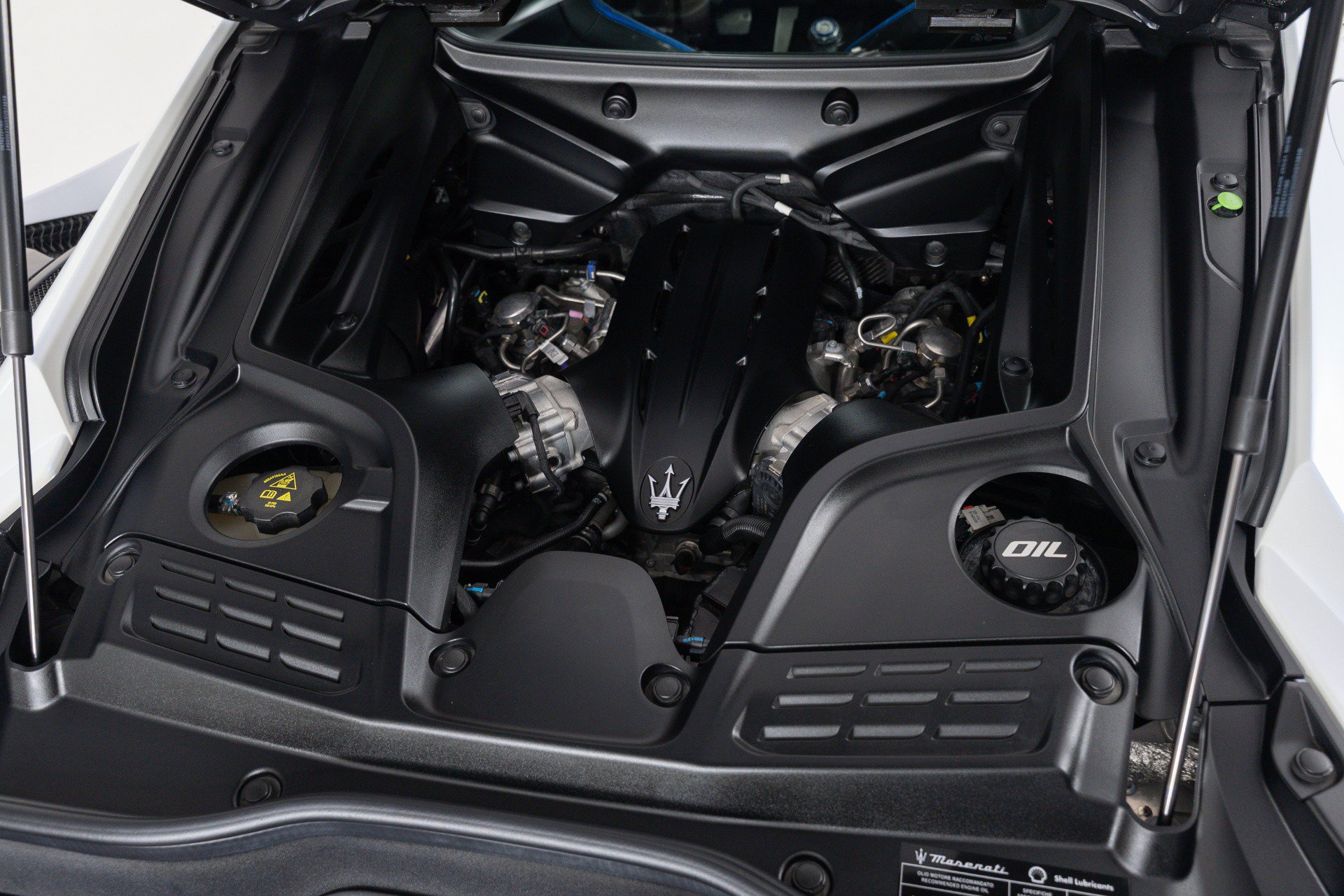 Used 2022 Maserati MC20 Coupe RWD image 47