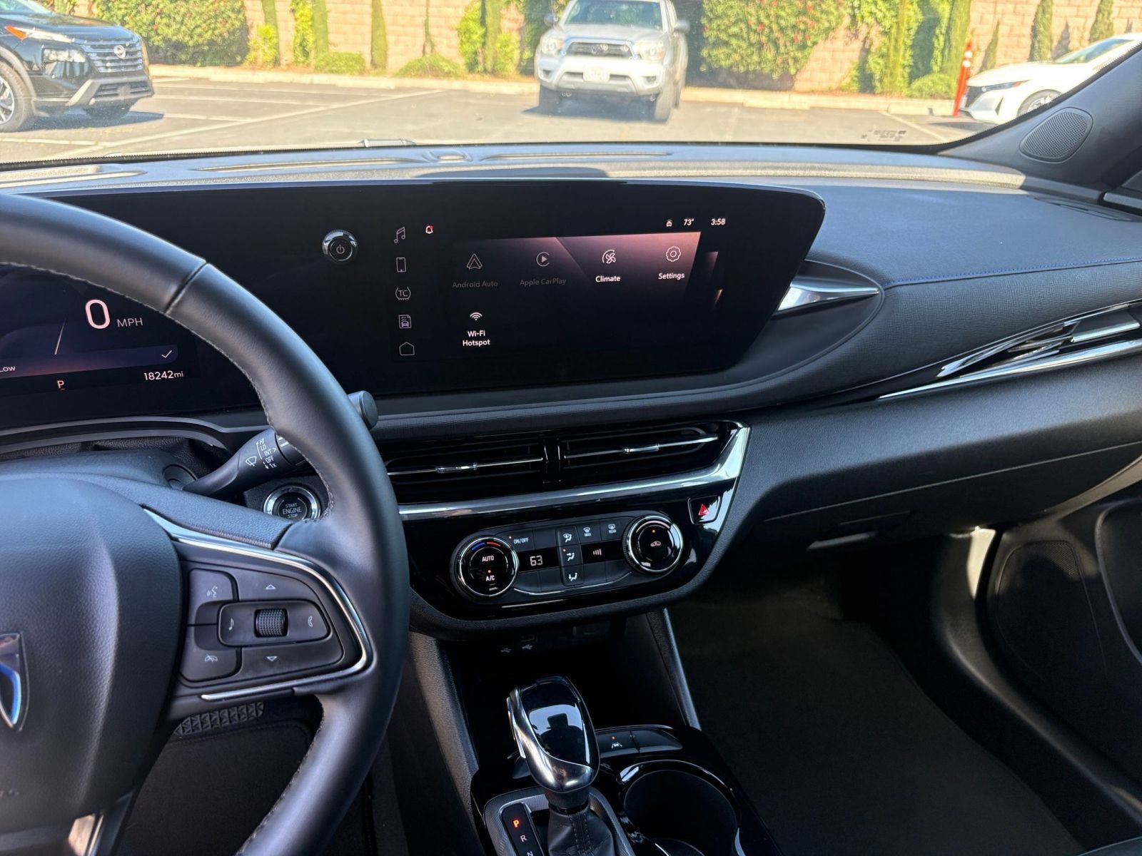 Used 2025 Buick Envista Sport Touring image 17