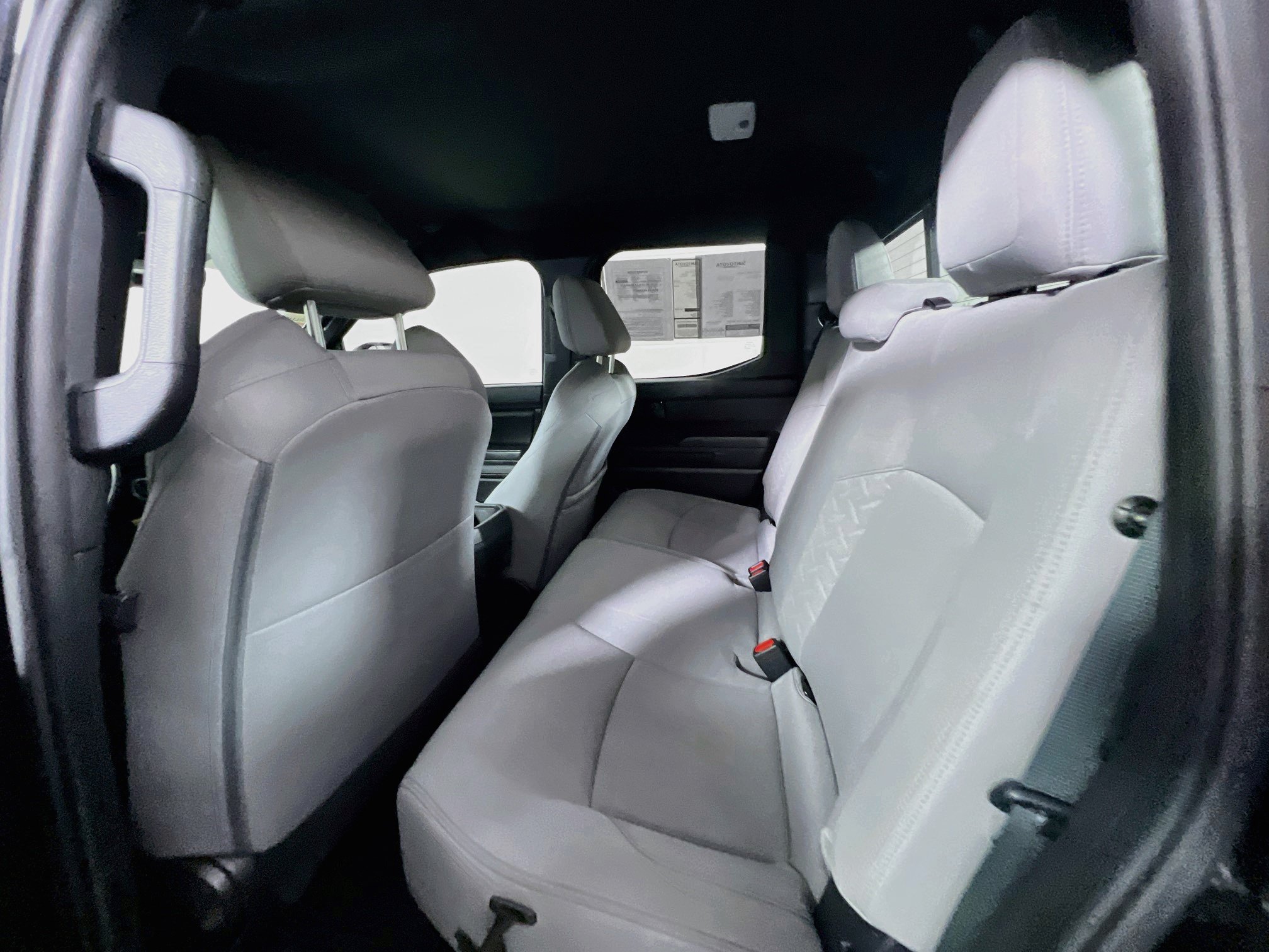 Used 2024 Toyota Tacoma SR5 AWD/4WD image 28