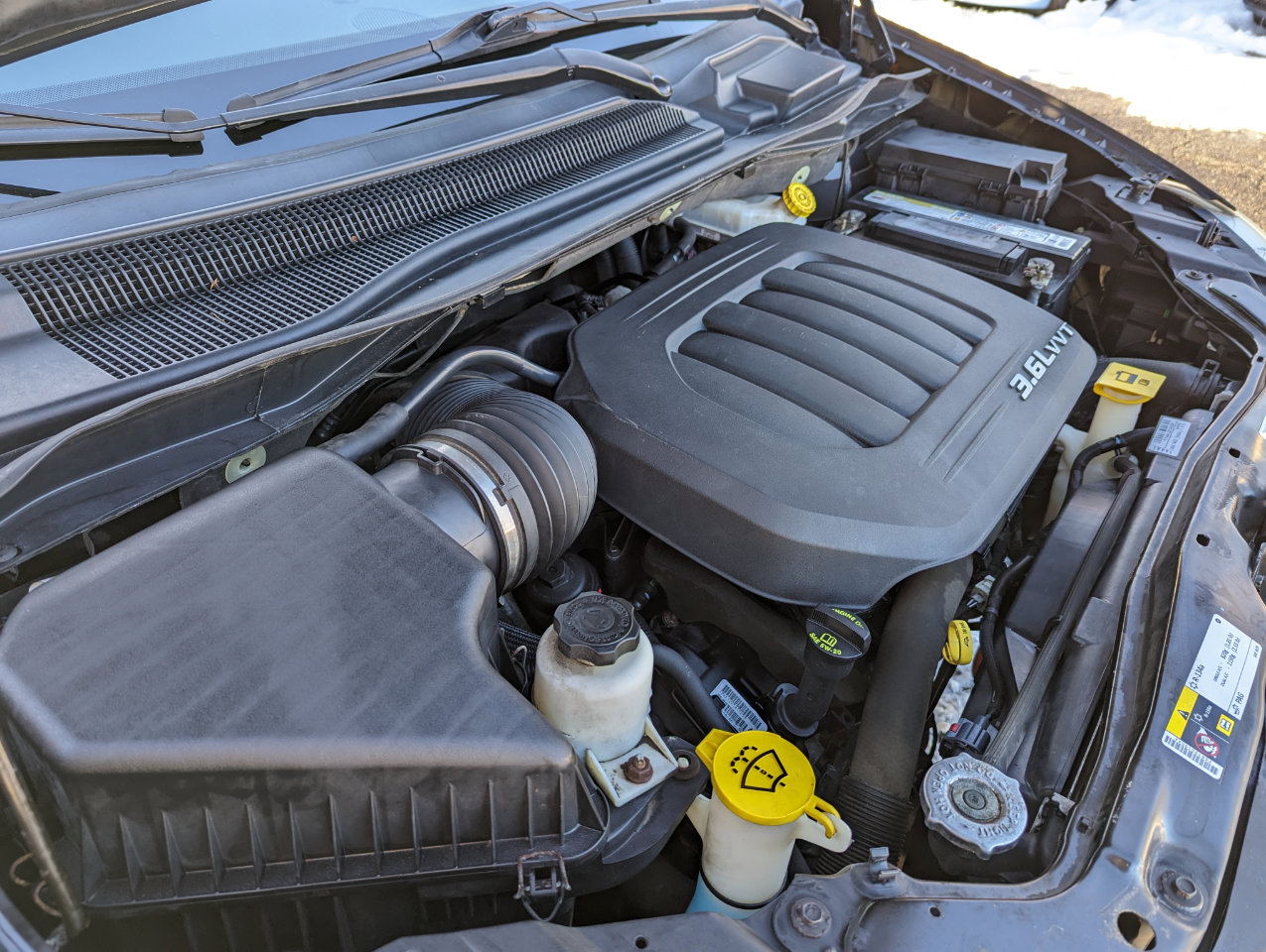 Used 2013 Chrysler Town & Country Touring image 25