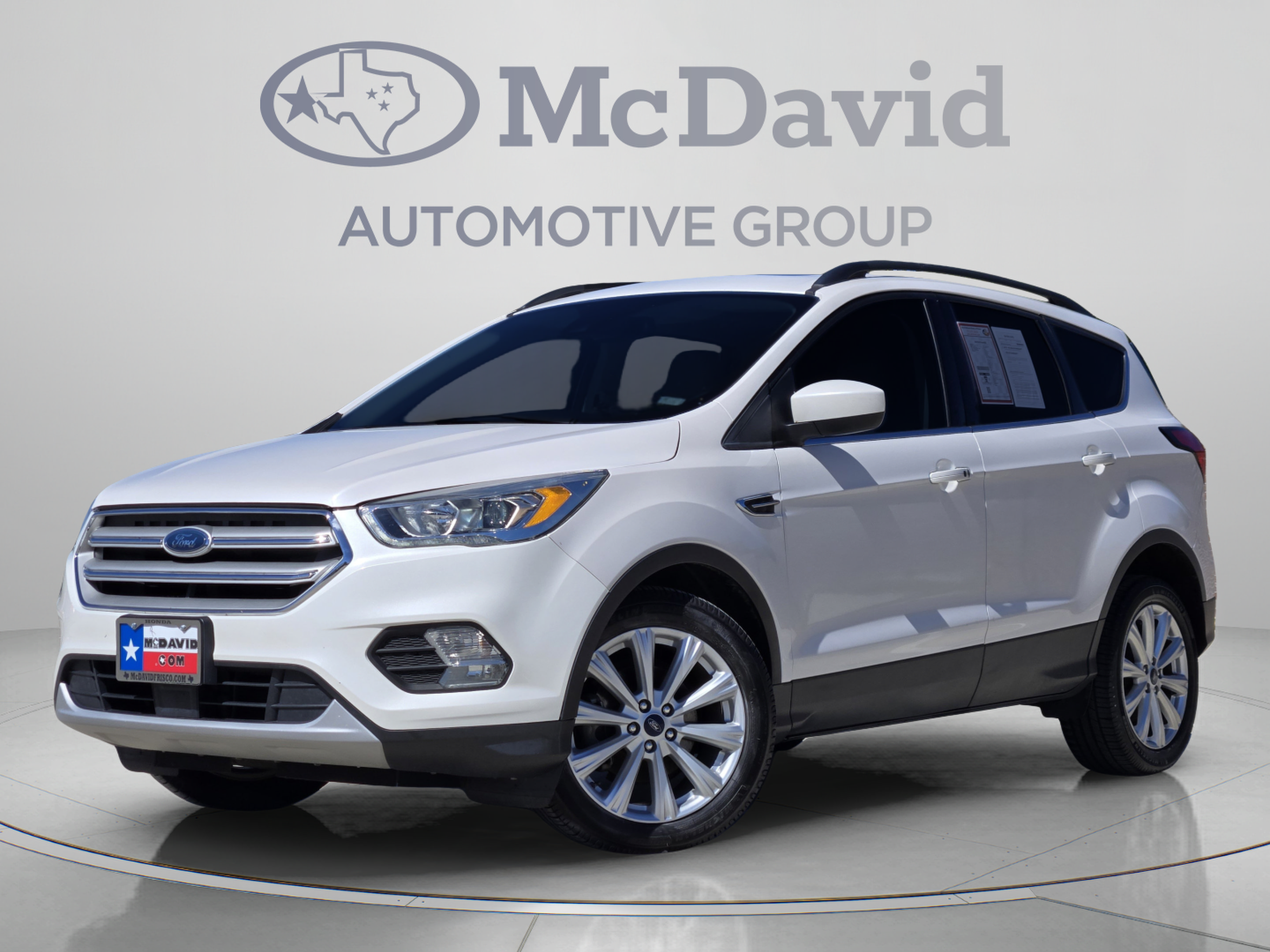 Used 2019 Ford Escape SEL FWD image 1