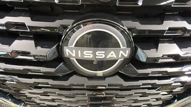 Used 2023 Nissan Kicks SV FWD image 8