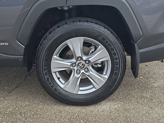 Used 2025 Toyota RAV4 LE image 32