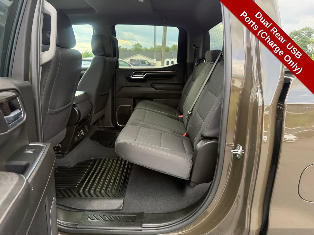 Used 2023 Chevrolet Silverado 1500 LT AWD/4WD image 33