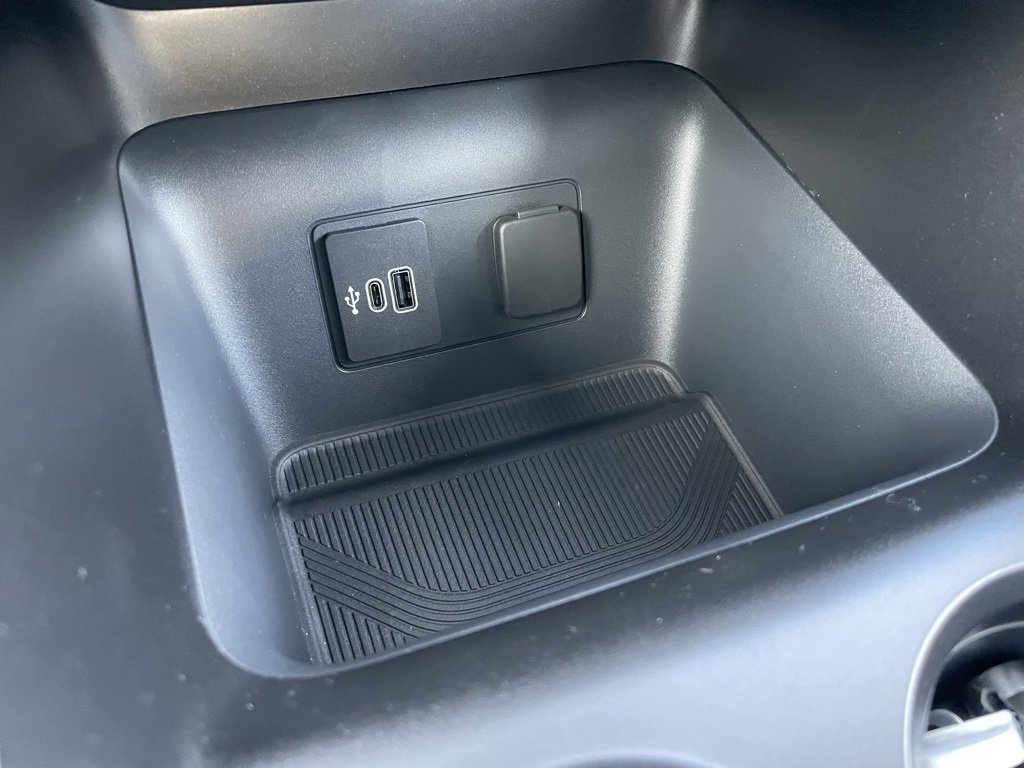 New 2026 Ford Explorer Active image 14