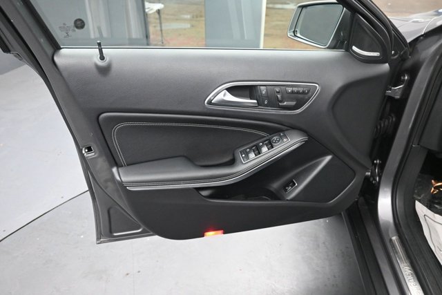 Used 2015 Mercedes-Benz GLA 250 4MATIC image 20