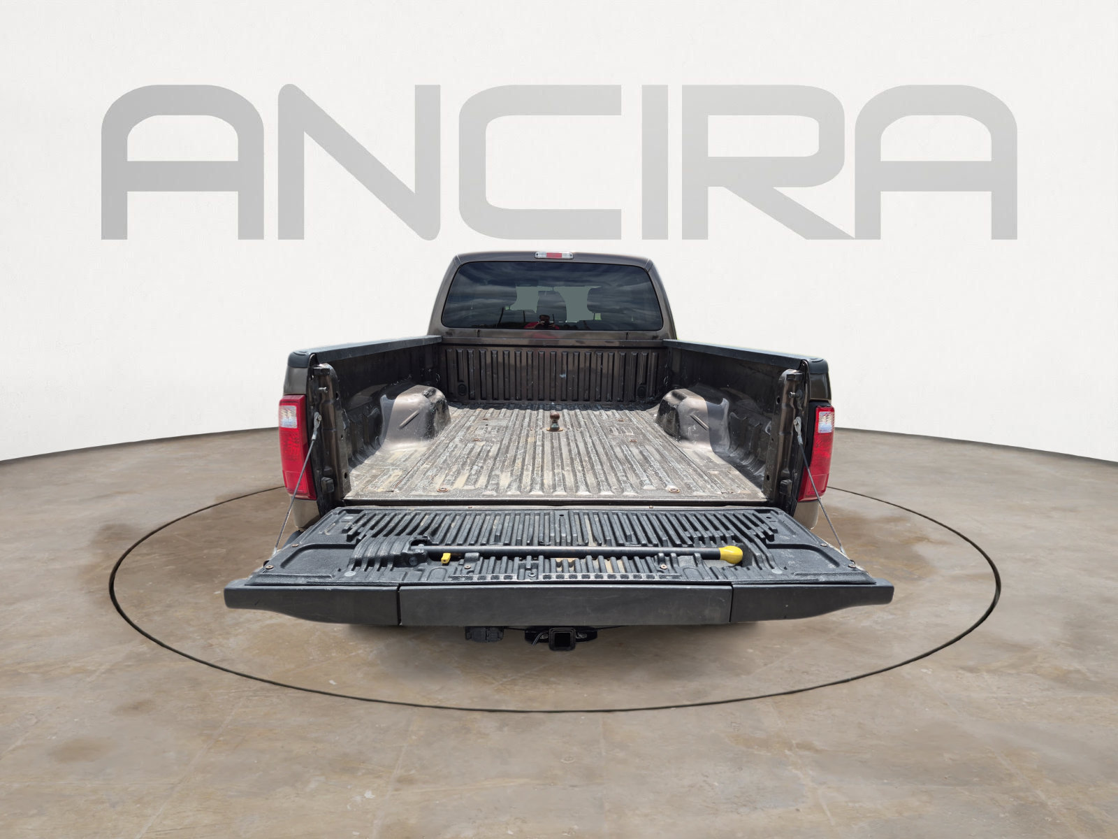 Used 2015 Ford F250 XLT w/ XLT Premium Package AWD/4WD image 12