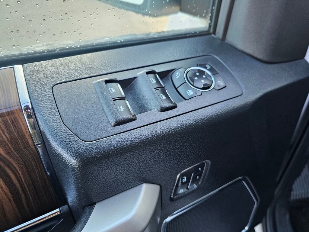 Used 2016 Ford F150 Lariat w/ Equipment Group 501A Mid image 20